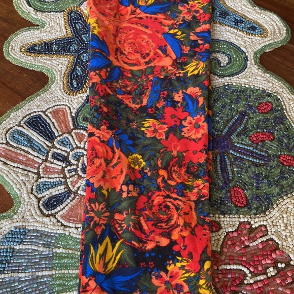 Lularoe OS Leggings Bundle - Picture 2 of 7